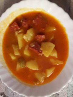 Una foto de Patata a la riojana de chorizo