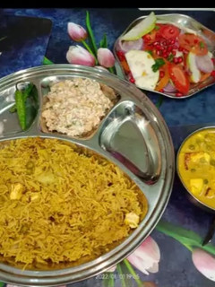 स्पाइसी वेज दम बिरयानी (spicy veg dum biryani recipe in Hindi) रेसिपी मुख्य फोटो