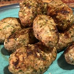 A picture of Chicken kafta kababs.