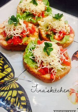 A picture of Tomato & Basil Bruschetta.