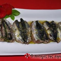 A picture of "Married" sardines.