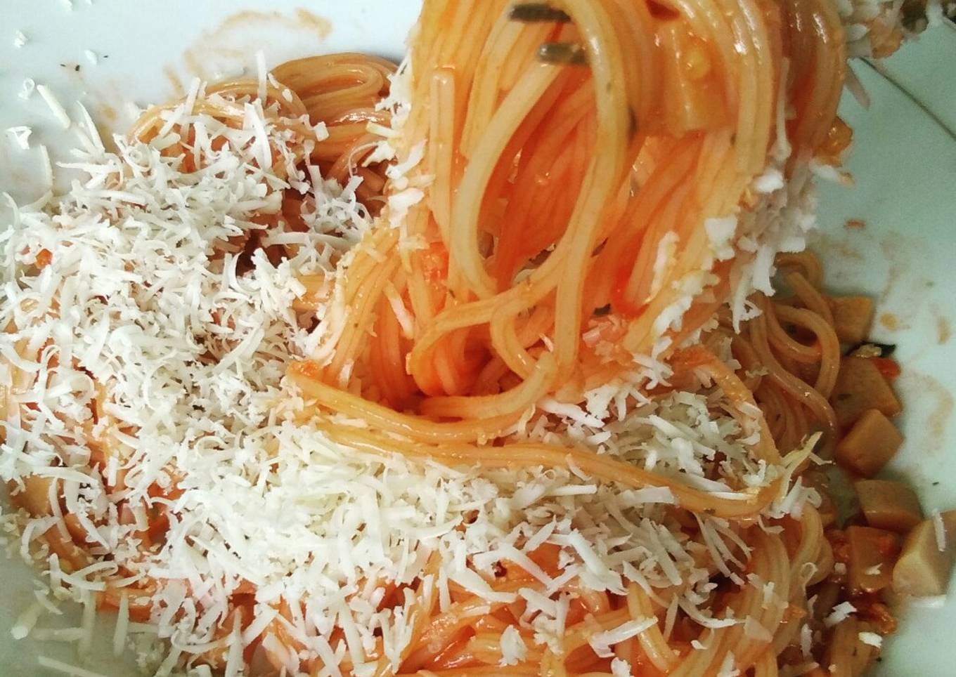 Spagethi keju bolognase