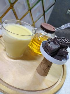 عکسی از دستور شیر زعفران عسلی🍯