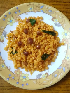 கார பூந்தி Savoury/snack)(Kaara boonthi recipe in Tamil) செய்முறை முக்கிய புகைப்படம்