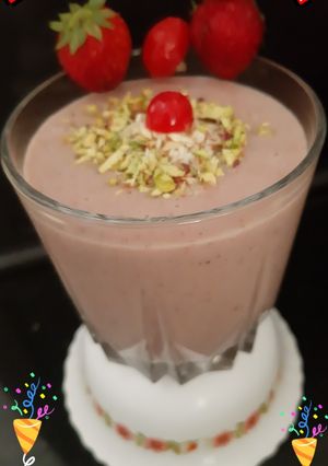 A picture of Strawberry Banana Smoothie.