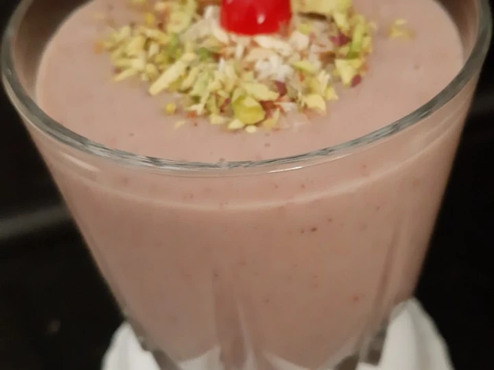 Easy Steps to Make Strawberry Banana Smoothie the Perfect Delicious