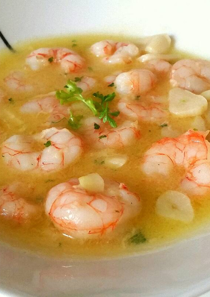 Una foto de Gambas al ajillo