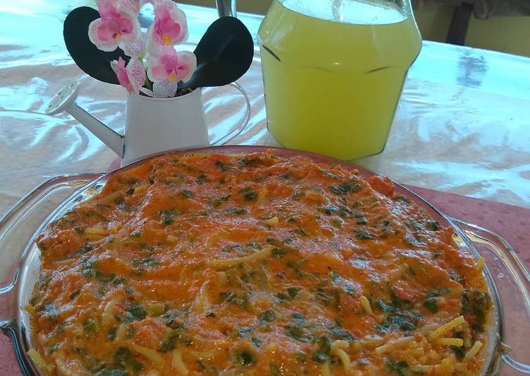 ^ Macarrão com linguiça e molho rosê - Gozhowgos