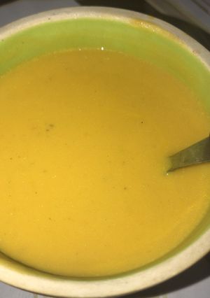 Una foto de Sopa de zapallo y zanahoria 😋