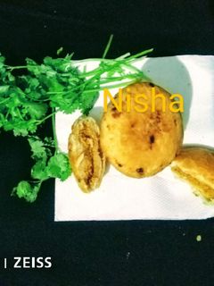 उड़द दाल की खास्ता कचौड़ी (urad dal ki khasta kachori recipe in Hindi) रेसिपी मुख्य फोटो
