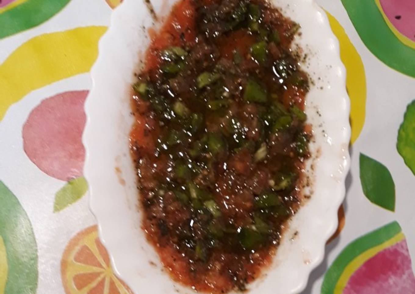 Salsa crudités con polvo de ortigas