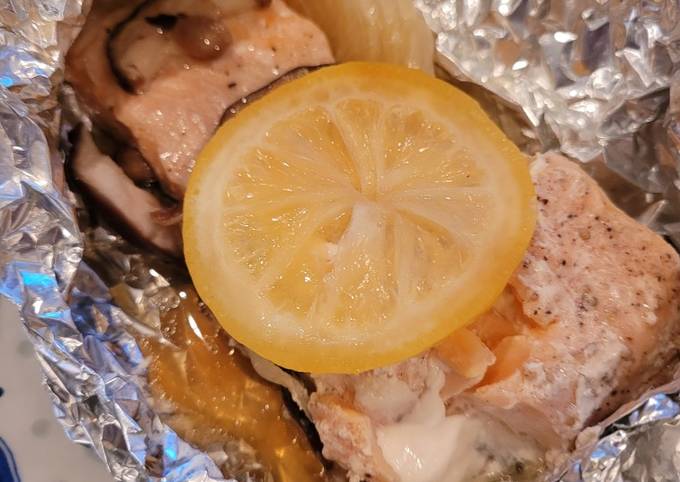 Steps to Make Favorite Healthy Baked Salmon in Foil