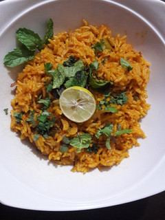 ફુદીના વાળો પુલાવ(phudino pulav in Gujarati) રેસીપી મુખ્ય ફોટો
