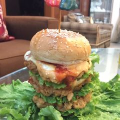 A picture of Zinger Burger.