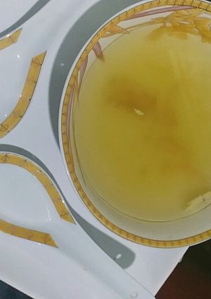 A picture of Yakhni soup.