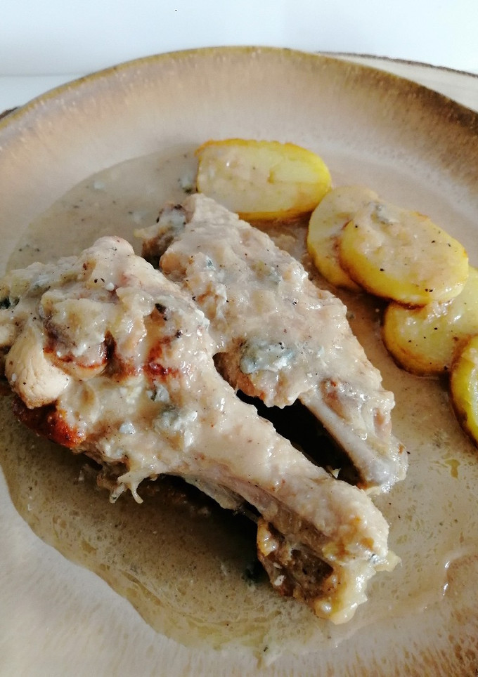 Una foto de Alitas de pavo al Roquefort