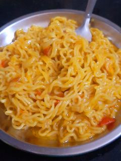 मैगी मसाला(Maggi masala recipe in Hindi) रेसिपी मुख्य फोटो