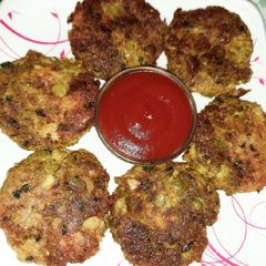 A picture of Green peas patties.