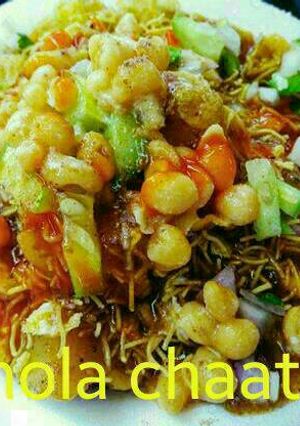 A picture of Chana chat.
