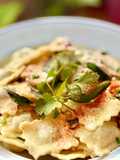 💚 Raviolis à la Crème, aux Champignons et aux Herbes Fraîches. (Végétarien)