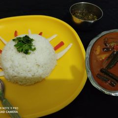 A picture of Besan ki Kadhi (kadhi chawal sindhi special dish).