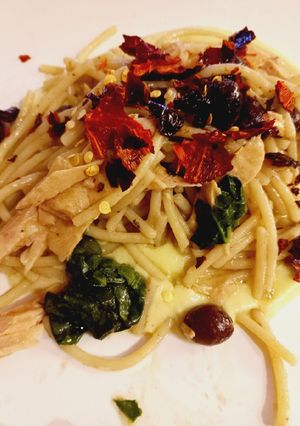 Foto di Pasta con tonno e crema di broccolo romanesco