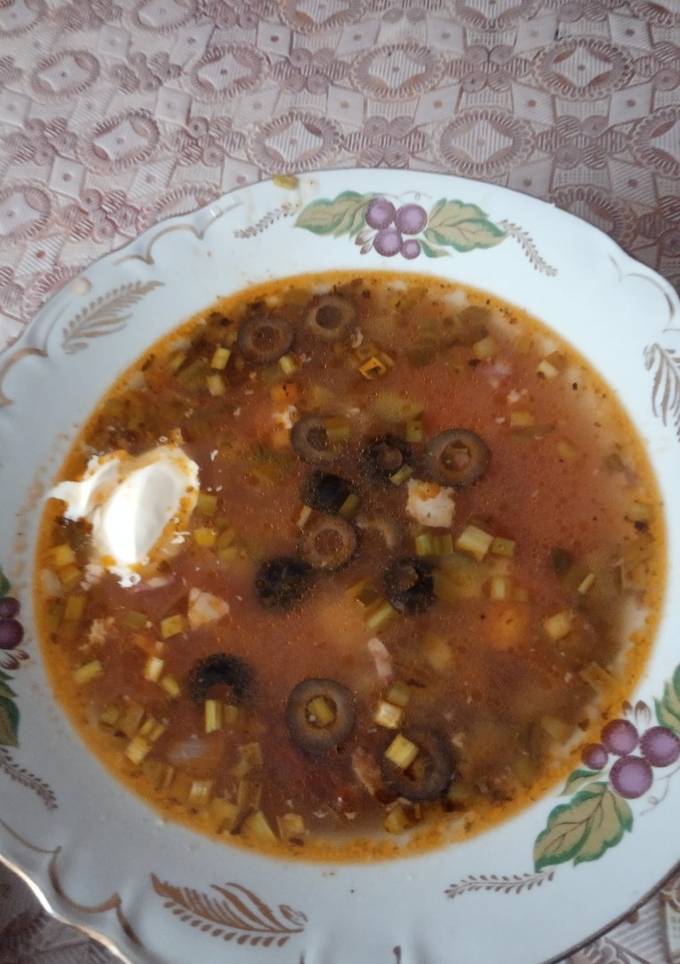 Закарпатська солянка