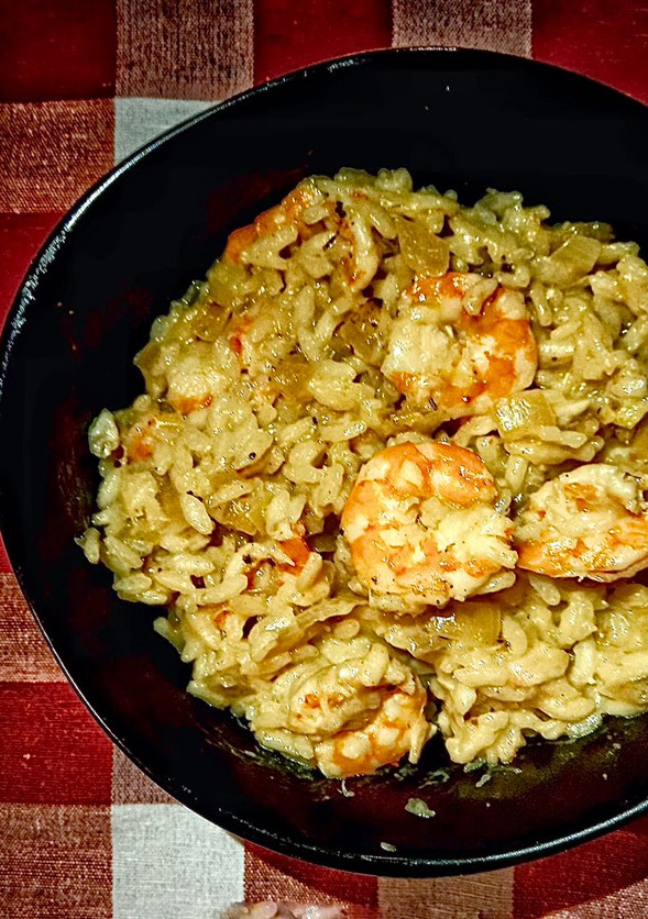 Una foto de Risotto de camarones