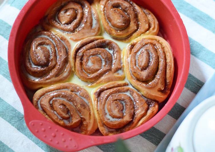 Cinnamon Rolls