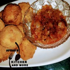A picture of Yam balls 3.