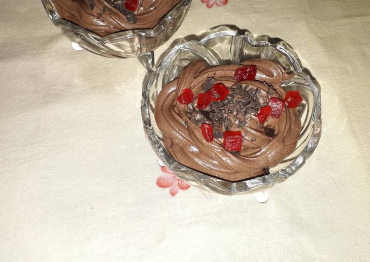 Recipe of Quick Eggless chocolate mousse recipe