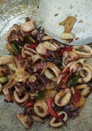 Foto resep Tumis cumi simple