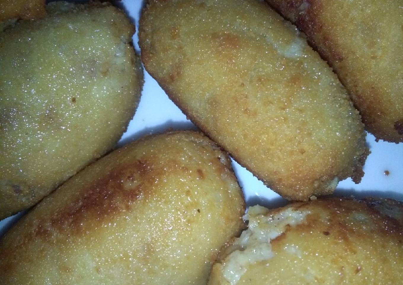 Croquetas de pollo y bacon