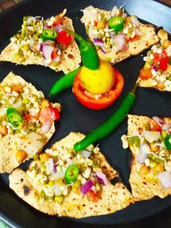 अंकुरित पापड़ मसाला (ankurit papad masala recipe in Hindi) रेसिपी मुख्य फोटो