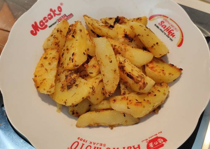 Cara Gampang Menyiapkan Potato Wedges (Simple), Lezat