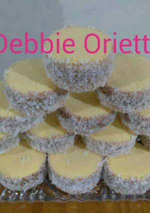 Una foto de Alfajores de maicena, receta propia de Debbie #3