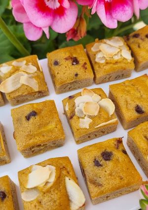 Une photo de Minis cubes pommes 🍎 cerises 🍒 amandes ou pépites de chocolat