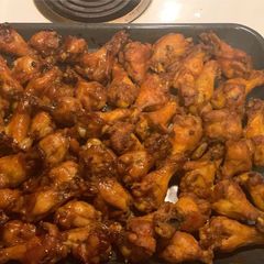 A picture of Party Wings.