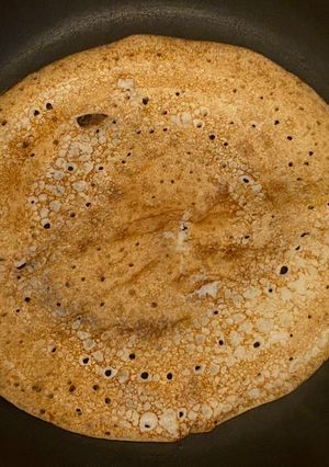 A picture of Methi dosa.
