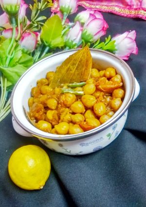 A picture of Punjabi Chole.