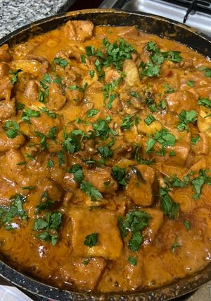 A picture of Chicken tofu curry.
