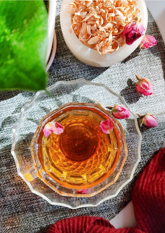 عکسی از دستور دمنوش بهارنارنج و چای سبز