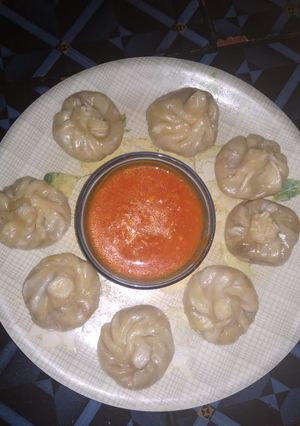 मज़ेदार वेजिटेबल मोमोज चटनी (Mazedar vegetable momos chutney recipe in Hindi) रेसिपी मुख्य फोटो