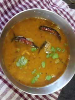 तुरीच्या डाळीची आमटी (Turichya Dalichi Amti Recipe In Marathi) रेसिपी चे मुख्य फोटो