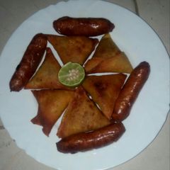 Veg samosa #indiandishcontest A picture of Veg samosa #indiandishcontest.