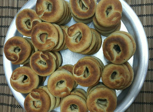 صورة لوصفة كعك العيد بالتمر