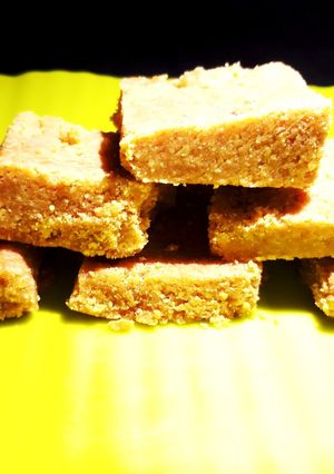 A picture of Besan burfi.