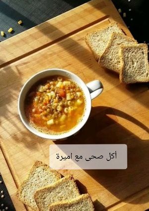 صورة لوصفة شوربة عدس بجبة لزوم الدفا