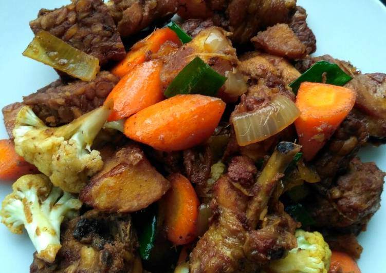 Lauk (Ayam & Tempe) Goreng Mentega