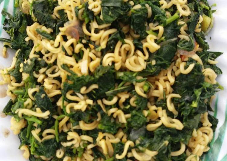 Resep Tumis Daun Singkong & Mie oleh Widjie Astuti - Cookpad